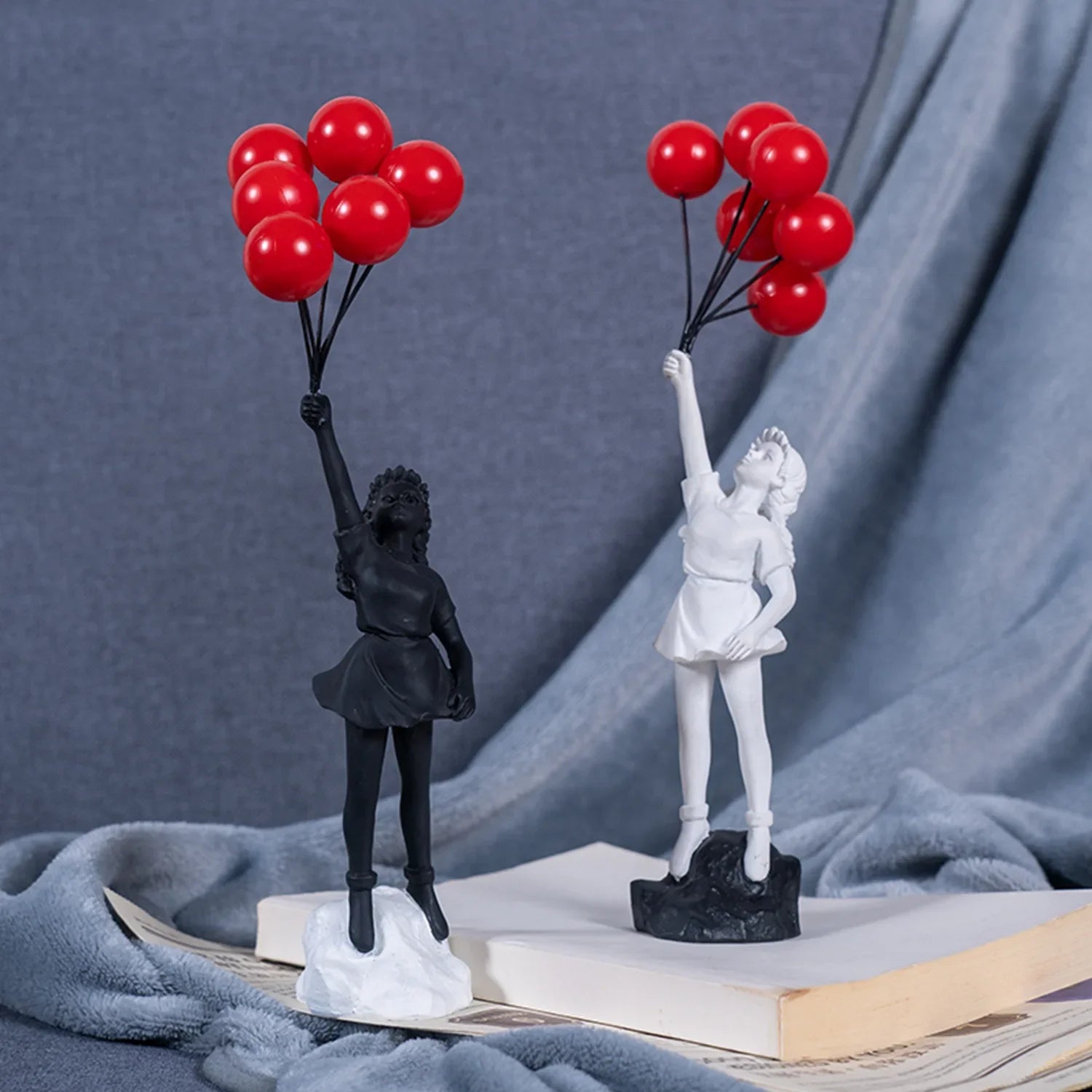 Love Balloon Girl Sculpture – Modern Abstract Home Décor